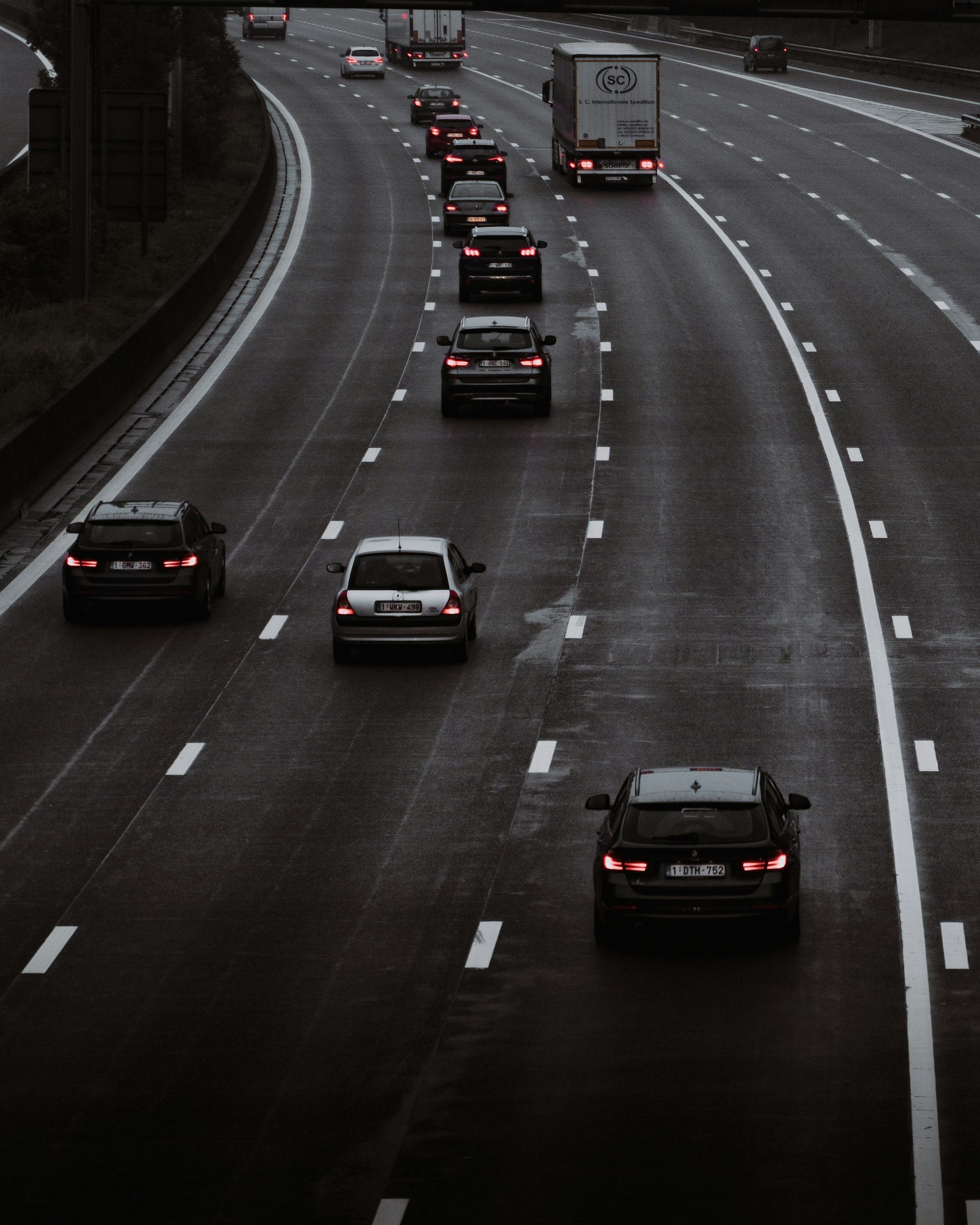Milwaukee to Madison limo — luxury car for the intercity drive across southern Wisconsin