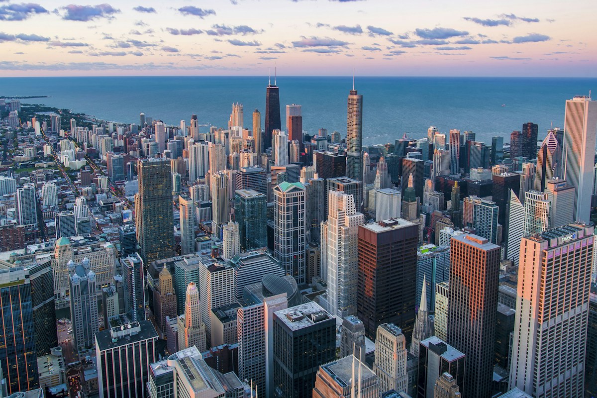 Chicago skyline, the destination of the Milwaukee to O’Hare drive